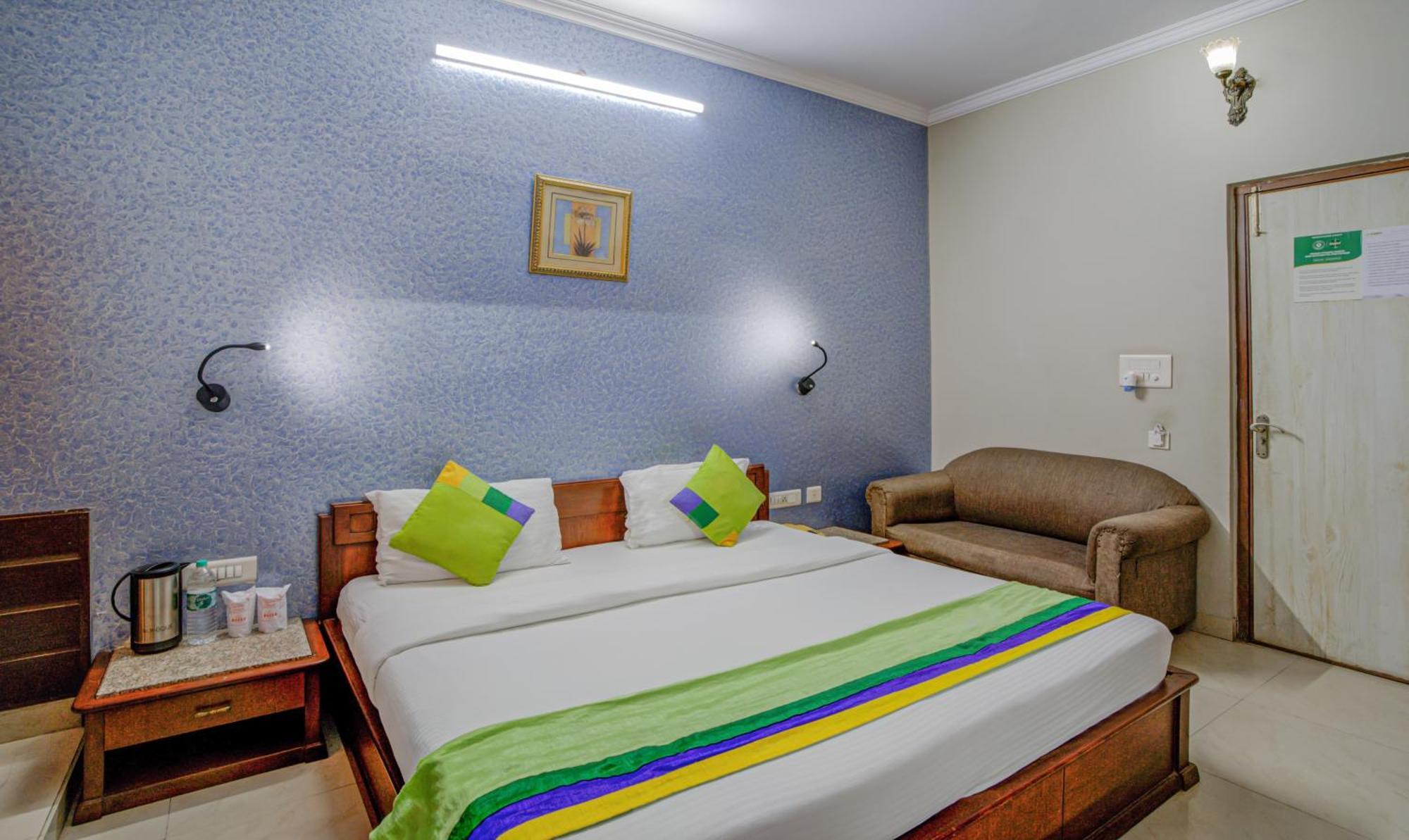 Treebo Bliss Hotel Джайпур Екстериор снимка